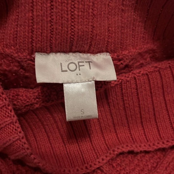 Loft Pink Sweater - Picture 2 of 3